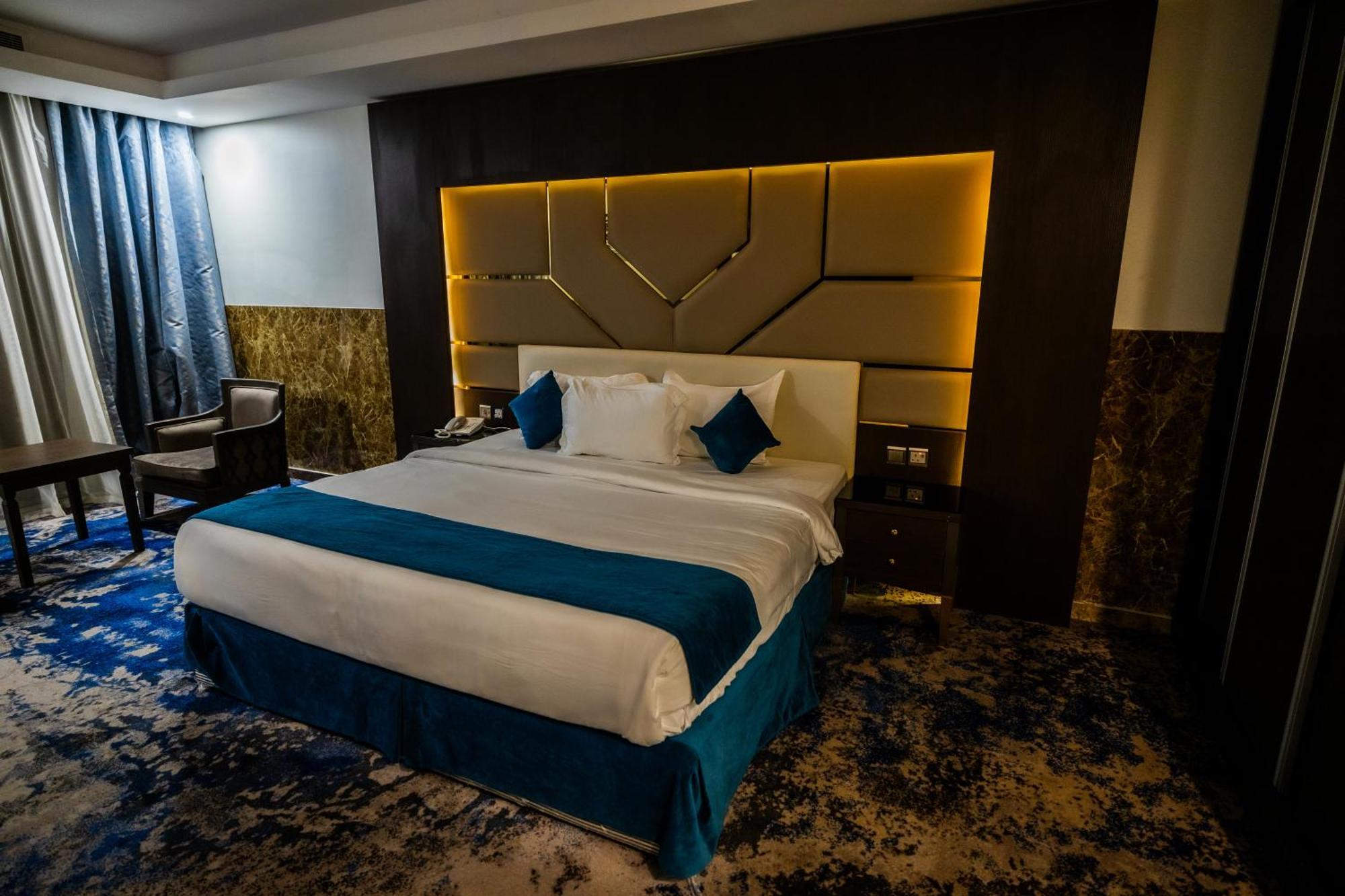 Mora Hotel By Pioneer Jeddah Exterior photo