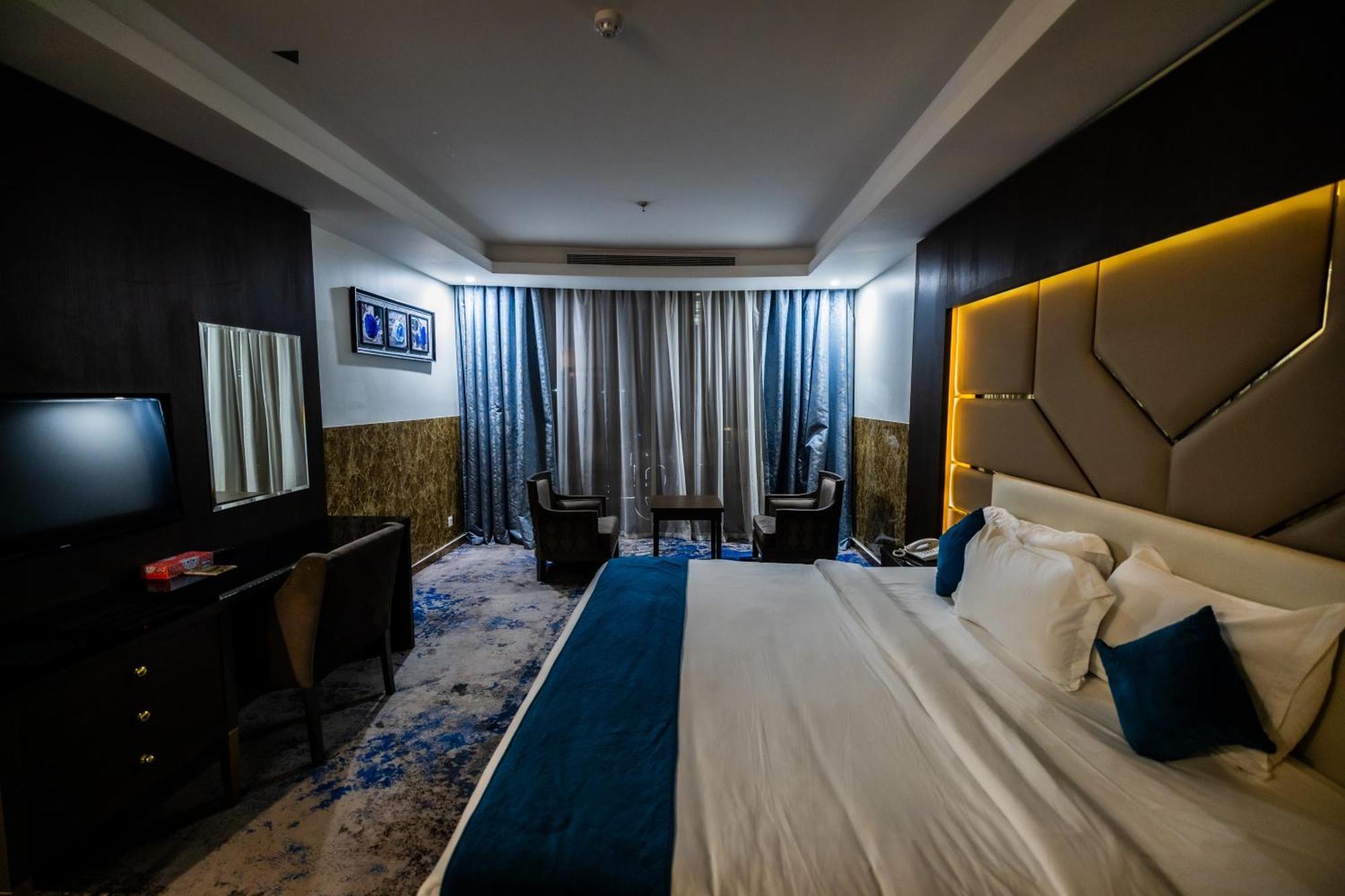Mora Hotel By Pioneer Jeddah Exterior photo
